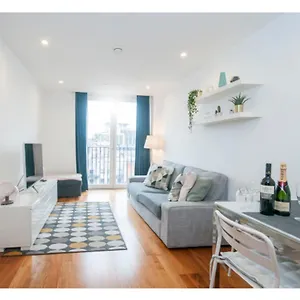 Apartment The In, Cardiff
